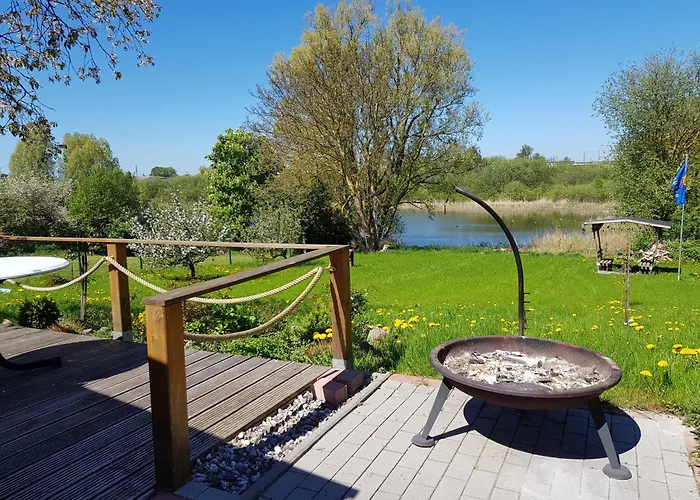 Ferienvermietung: Ferienwohnung am kleinen See
